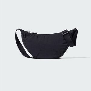 Uniqlo Viral Black Crossbody Bag